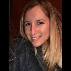 Meet your Posher, Brittney